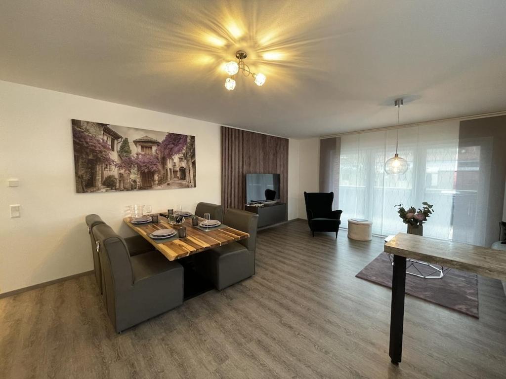 Exklusive Wohnung Zentral Mit Grossem Balkon Losheim Εξωτερικό φωτογραφία